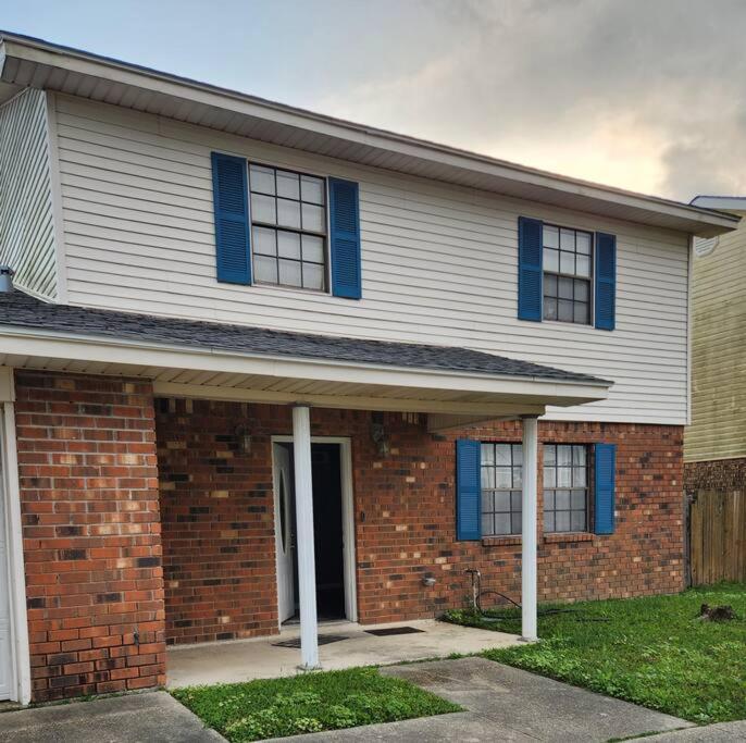 Orleans House With Pool & Parking, Peaceful Block Villa New Orleans Exterior photo